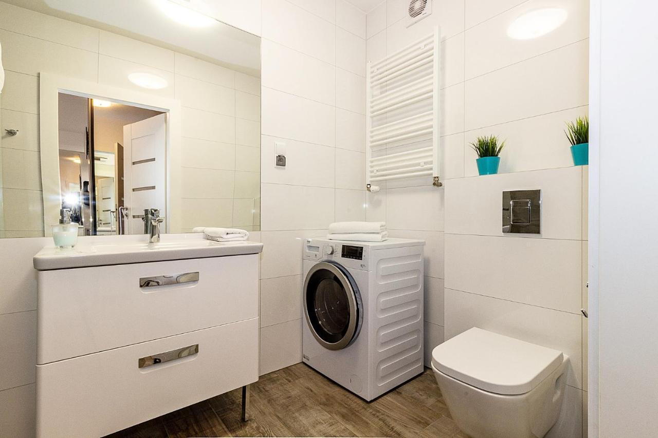 Omi Apartments Колобжег Экстерьер фото