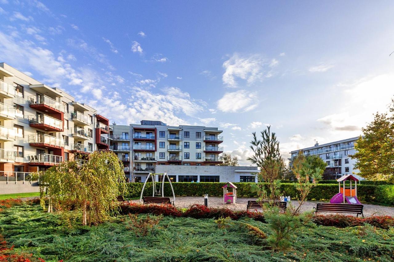 Omi Apartments Колобжег Экстерьер фото